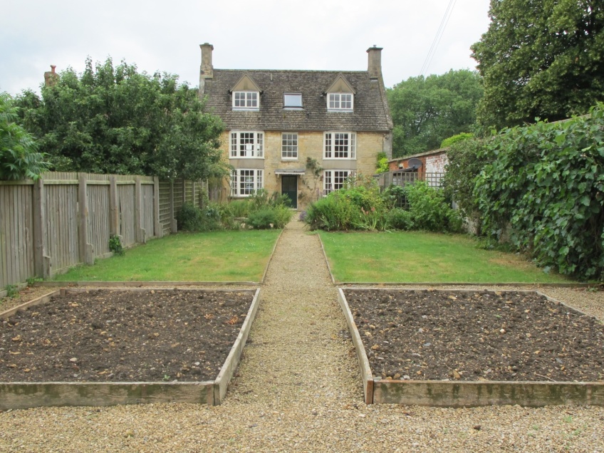 Overbury Property Details -